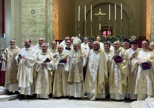 Gerace, monsignor Francesco Laganà celebra 70 anni di sacerdozio: un raro traguardo di fede e servizio