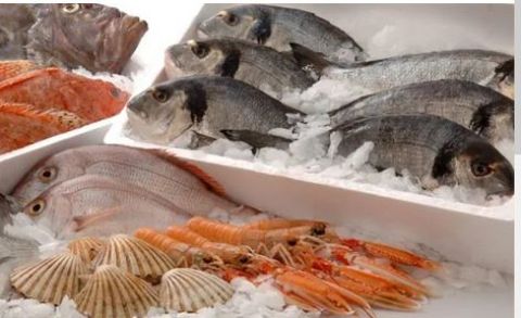 Carenze igieniche in un ristorante, sequestrati 130 Kg di prodotti ittici non tracciabili