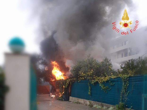 Esplosione a Bagnara Calabra, un morto e due feriti