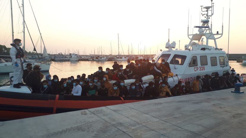 Immigrazione clandestina: sulle coste reggine 8 sbarchi in 3 giorni