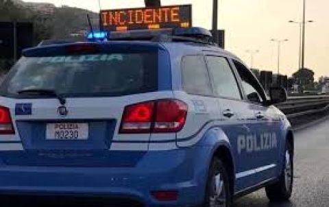 Incidente stradale sulla 'Jonio - Tirreno', un morto