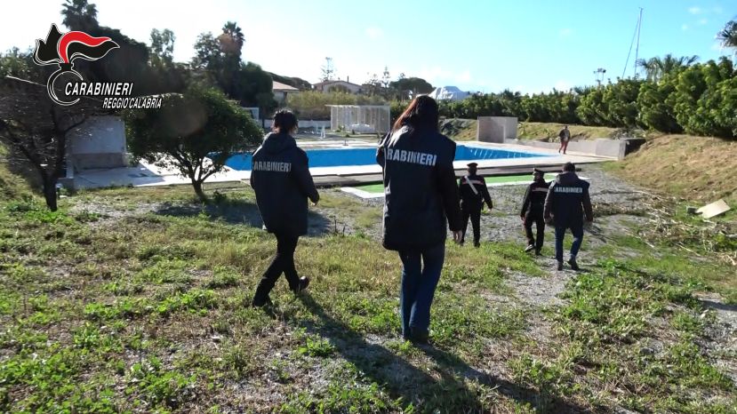 Ambiente: controlli dei carabinieri, sequestri e denunce