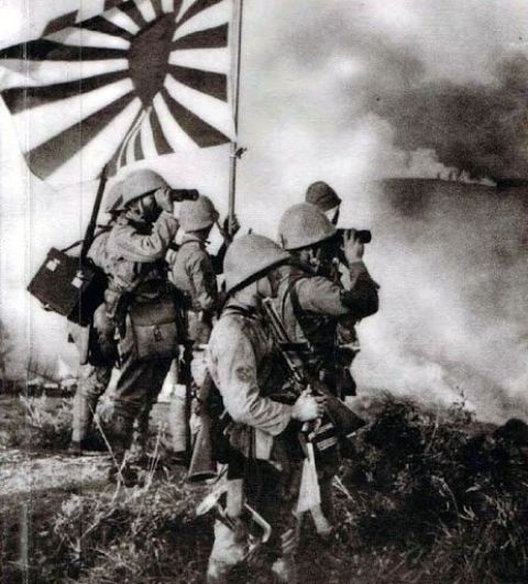L’ultima resa della Seconda guerra mondiale. Nel 1951 un gruppo di soldati giapponesi depone le armi sull'isola di Anatahan